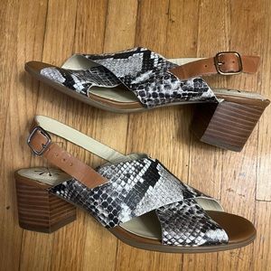 Isaac Mizrahi Live Women’s Leather Snakeskin Print Block Heel Size 8 1/2” M